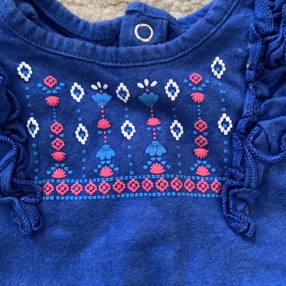 Ruffle sleeve top - Picture 2 of 3